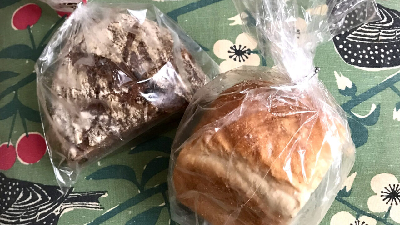 ドイツパンとイギリスパンの画像